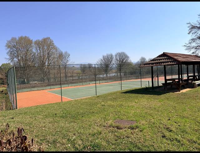 BEDROOM CLUB FOR SALE IN HIMEVILLE